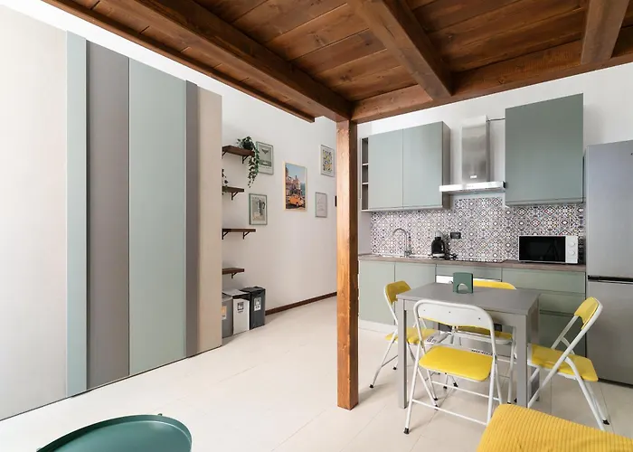 Turro - Pisino - Accogliente Loft Con Soppalco Apartamento *