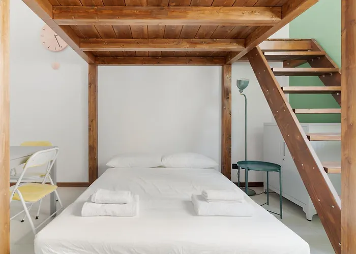 Turro - Pisino - Accogliente Loft Con Soppalco Apartamento *